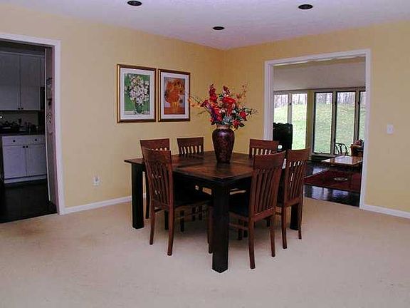 4th image of 4425 Copperhill Dr
