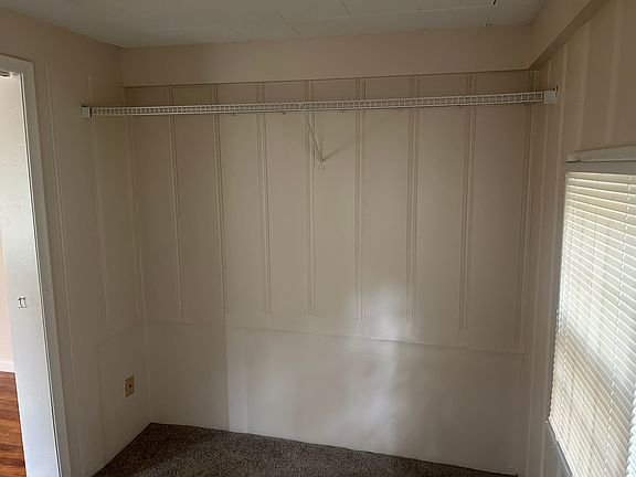 5th image of 800 Berry Rd