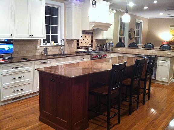 3rd image of 28 Gristmill Dr