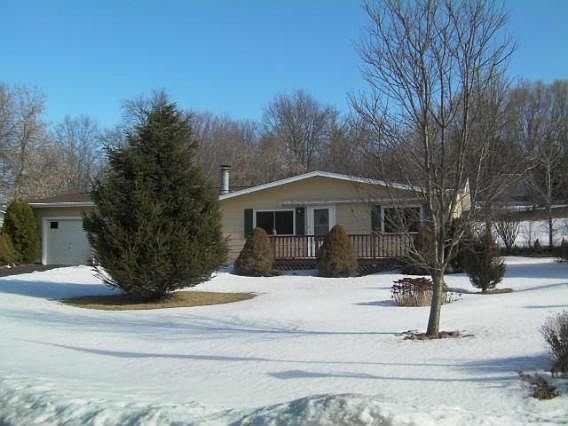 3rd image of 118 Canary Cir
