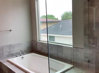 5003 Pease St, Houston, TX 77023