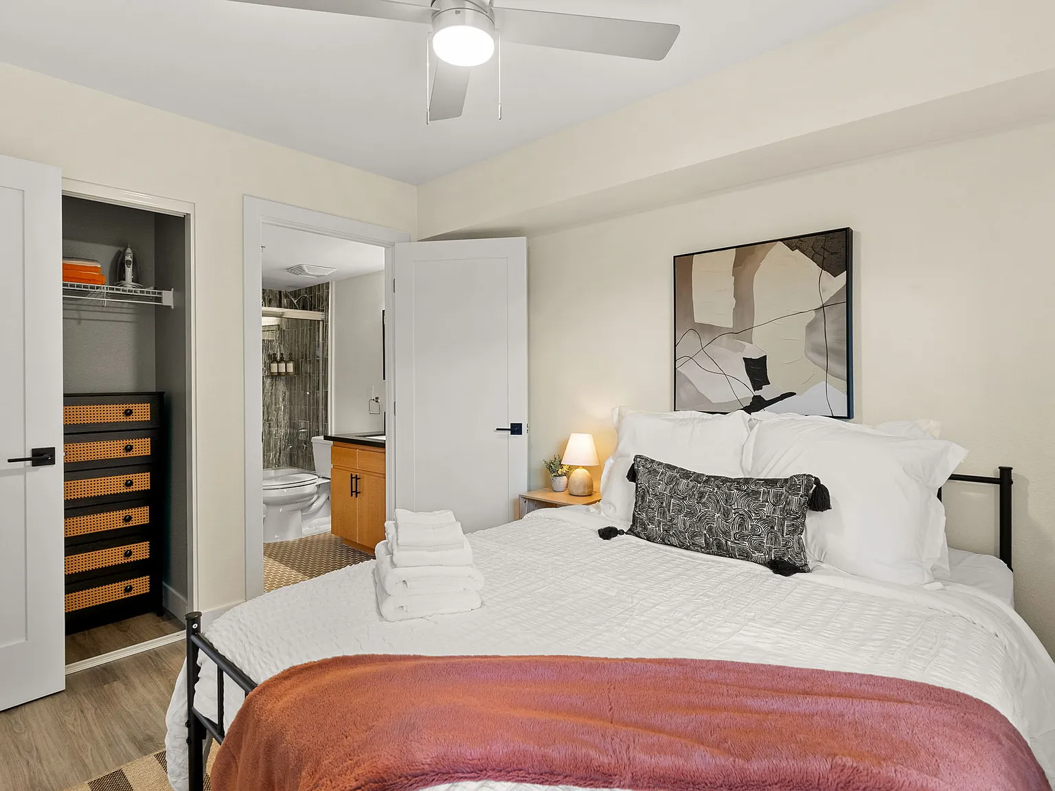 1435 India St — Photo 4