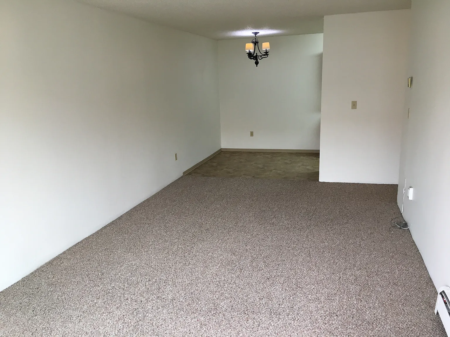Mountain Ridge Apartments — Photo 3