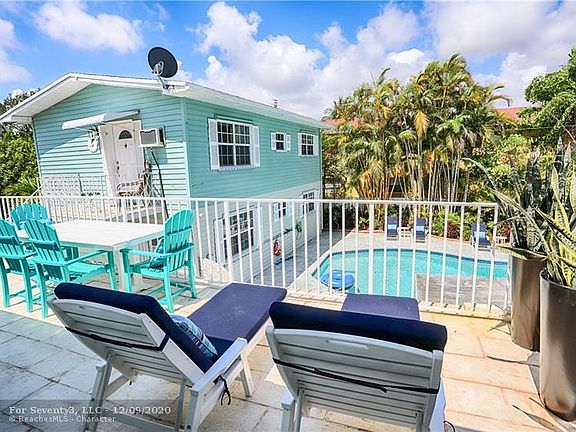 4th image of 61 NE 24th St #1LARGO