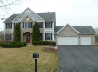 1350 Hunters Rdg W, Hoffman Estates, IL 60192