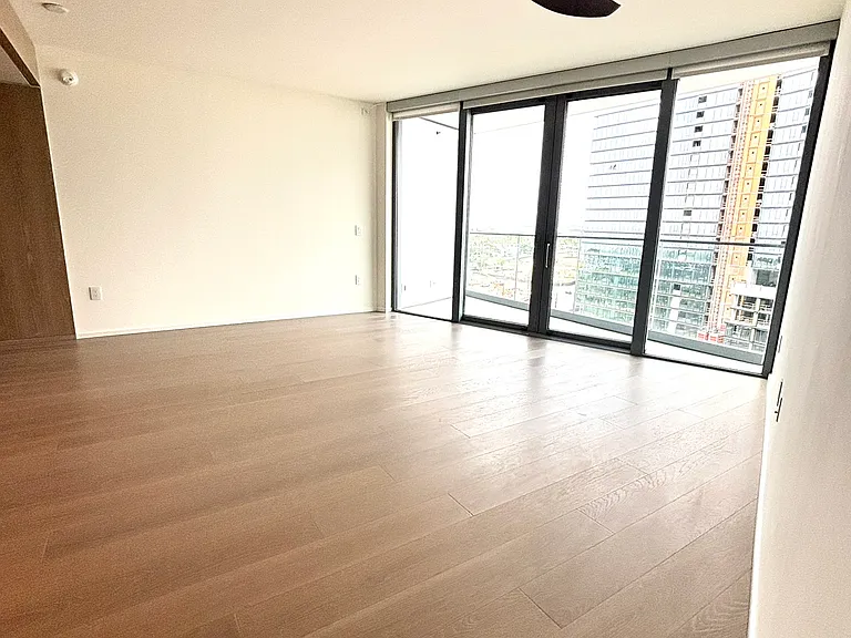 1000 Auahi St #1113 — Photo 4