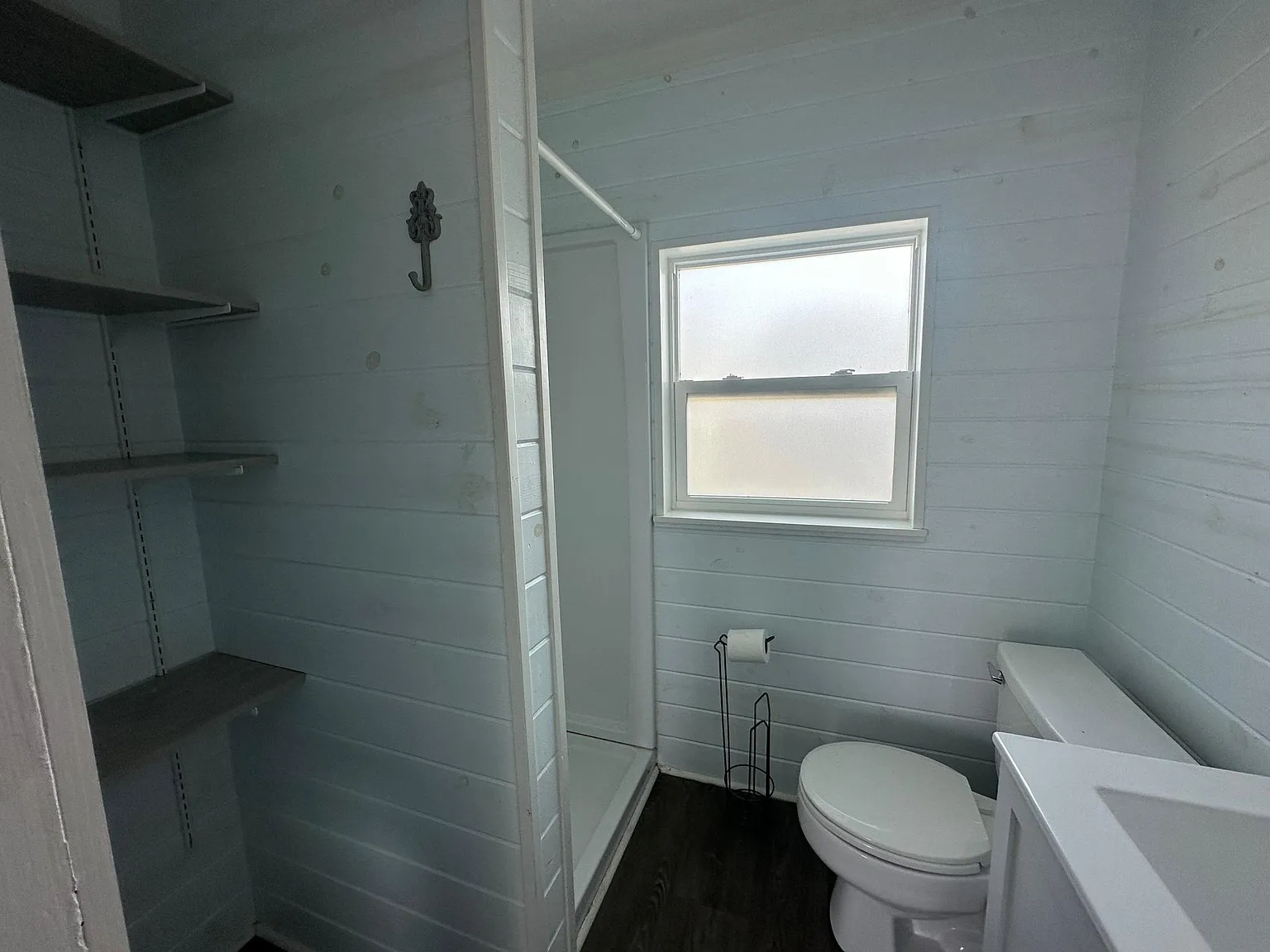 Studio, 600 sqft, $900 — Photo 2