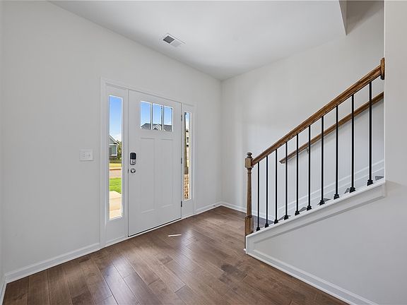 3rd image of 1848 Solamere Ct