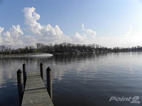 View of the lake from the pier