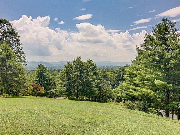 3rd image of 4083 Horsepen Mountain Dr