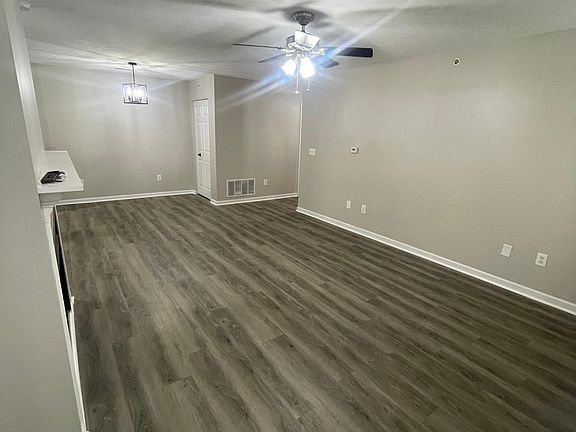 2nd image of 14906 Lenox Dr #506