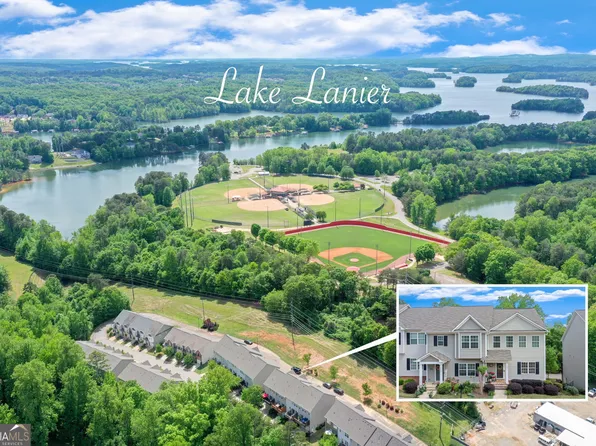 1471 Bluff Valley Cir, Gainesville, GA 30504