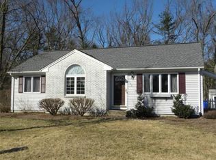 193 Winterset Dr, Springfield, MA 01129