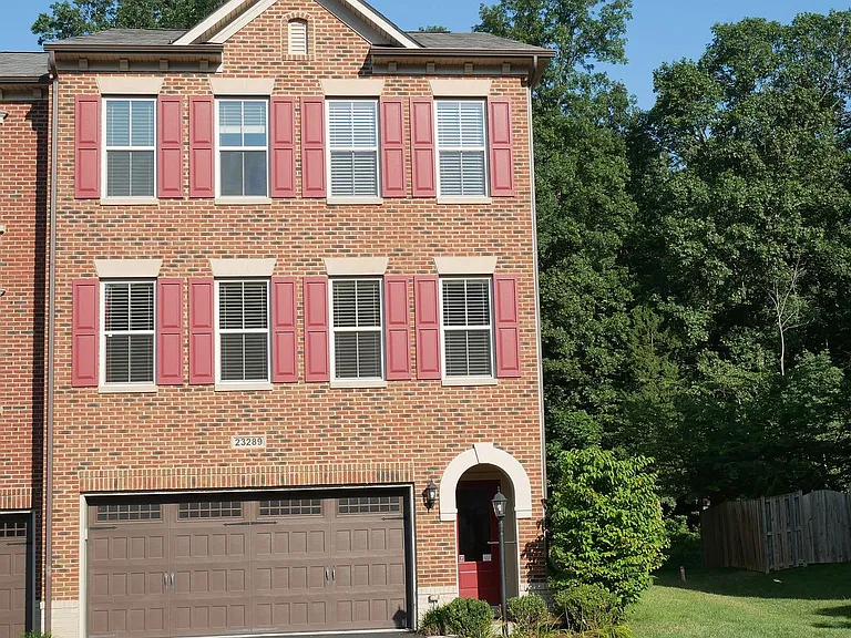 23289 Tradewind Dr — Photo 1