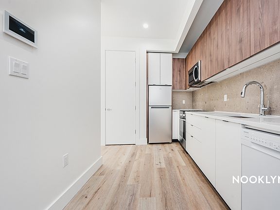 2nd image of 570 Nostrand Ave #4C
