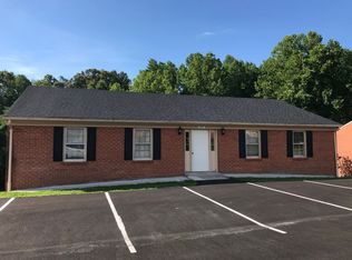 104A Daniel St, Brookneal, VA 24528