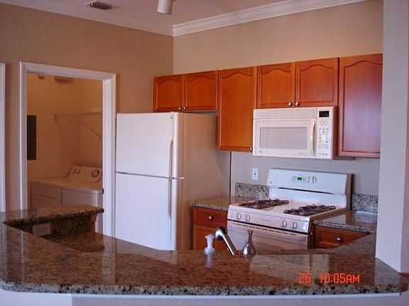 Kitchen/laundry