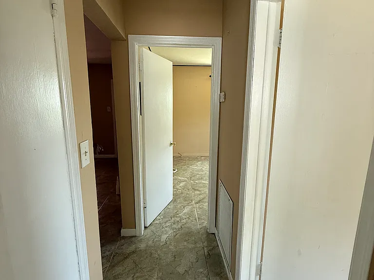 6240 SW 22nd Ct — Photo 22