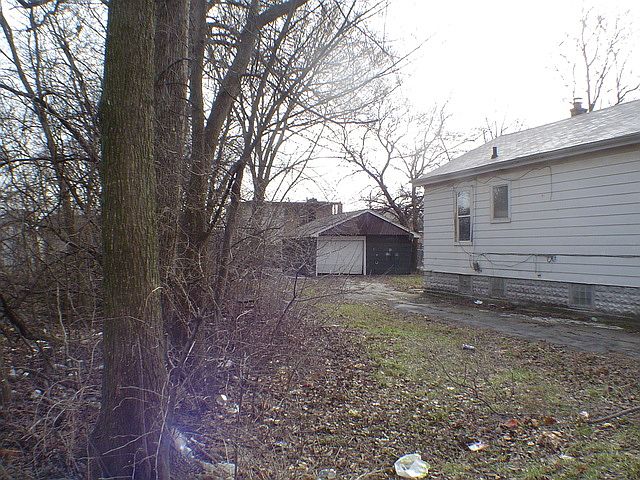 2nd image of 14839 Marshfield Ave
