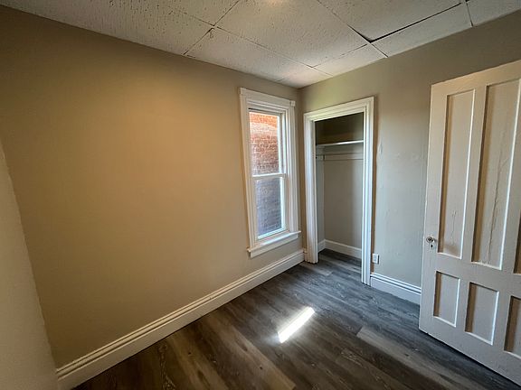 5th image of 308 3rd St APT 3