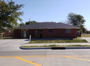 310 SW 52nd St, Lawton, OK 73505