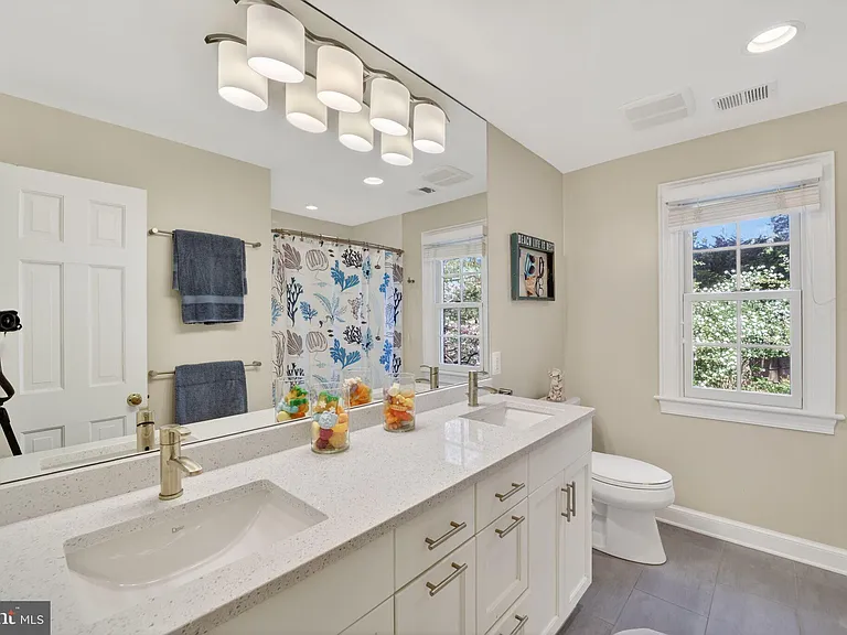 5115 Cape Cod Ct — Photo 39