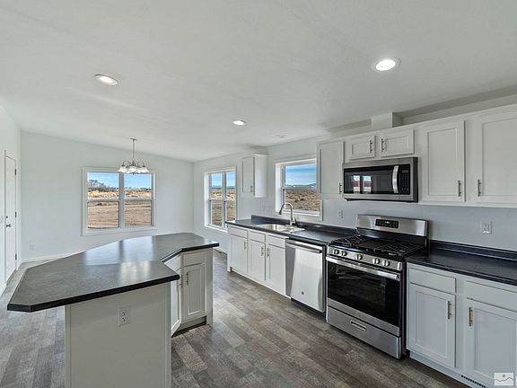 4th image of 3465 E 5th St
