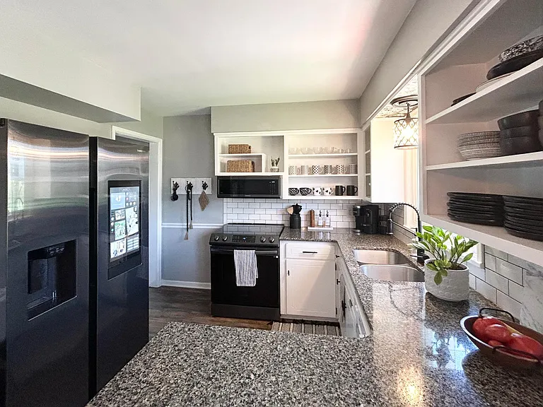 5901 Garden Park Dr — Photo 18