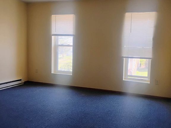 5th image of 125 Bowery St