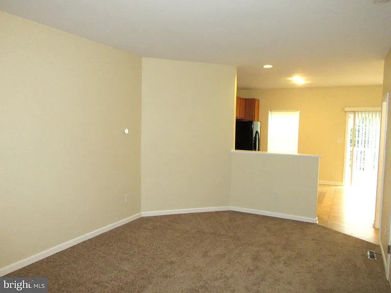 524 Jacobsen Dr — Photo 5
