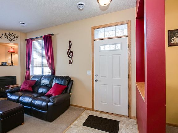 3rd image of 42 River Woods Dr W
