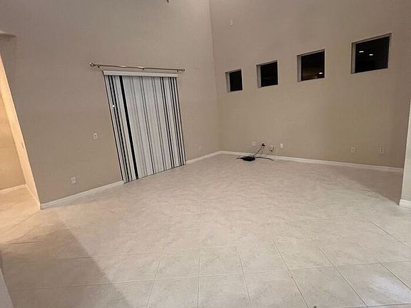 4th image of 1751 Travertine Ter