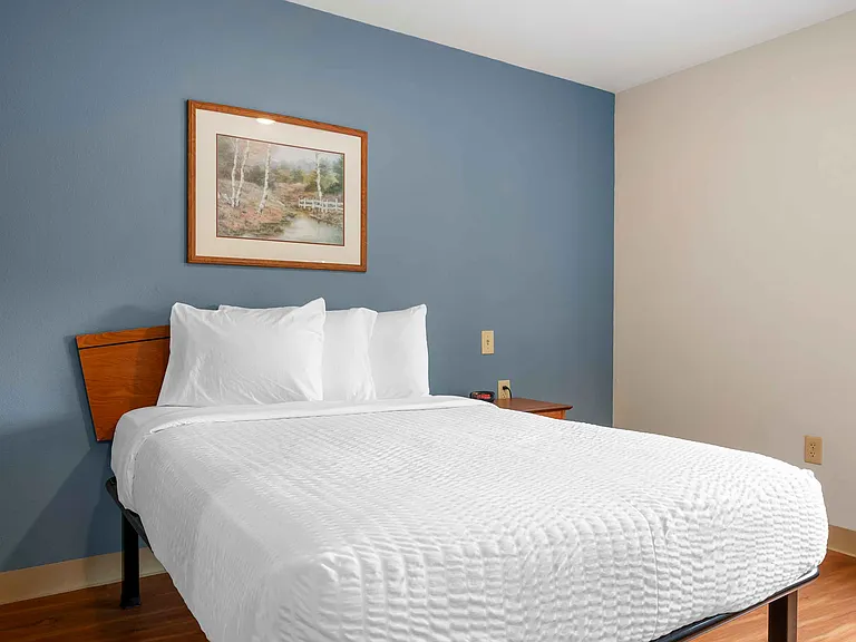 Studio Suite - 1 Full Bed