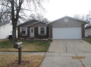 2958 Pacific Park Dr, Florissant, MO