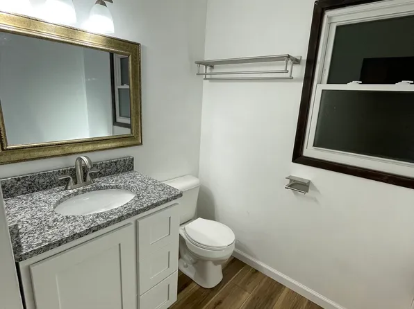 8100 W Howard Ave #8100, Milwaukee, WI 53220