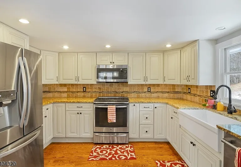 77 W Shore Trl — Photo 11