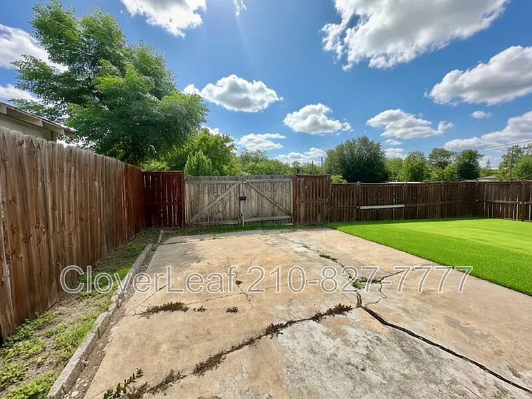 151 Paul St — Photo 25