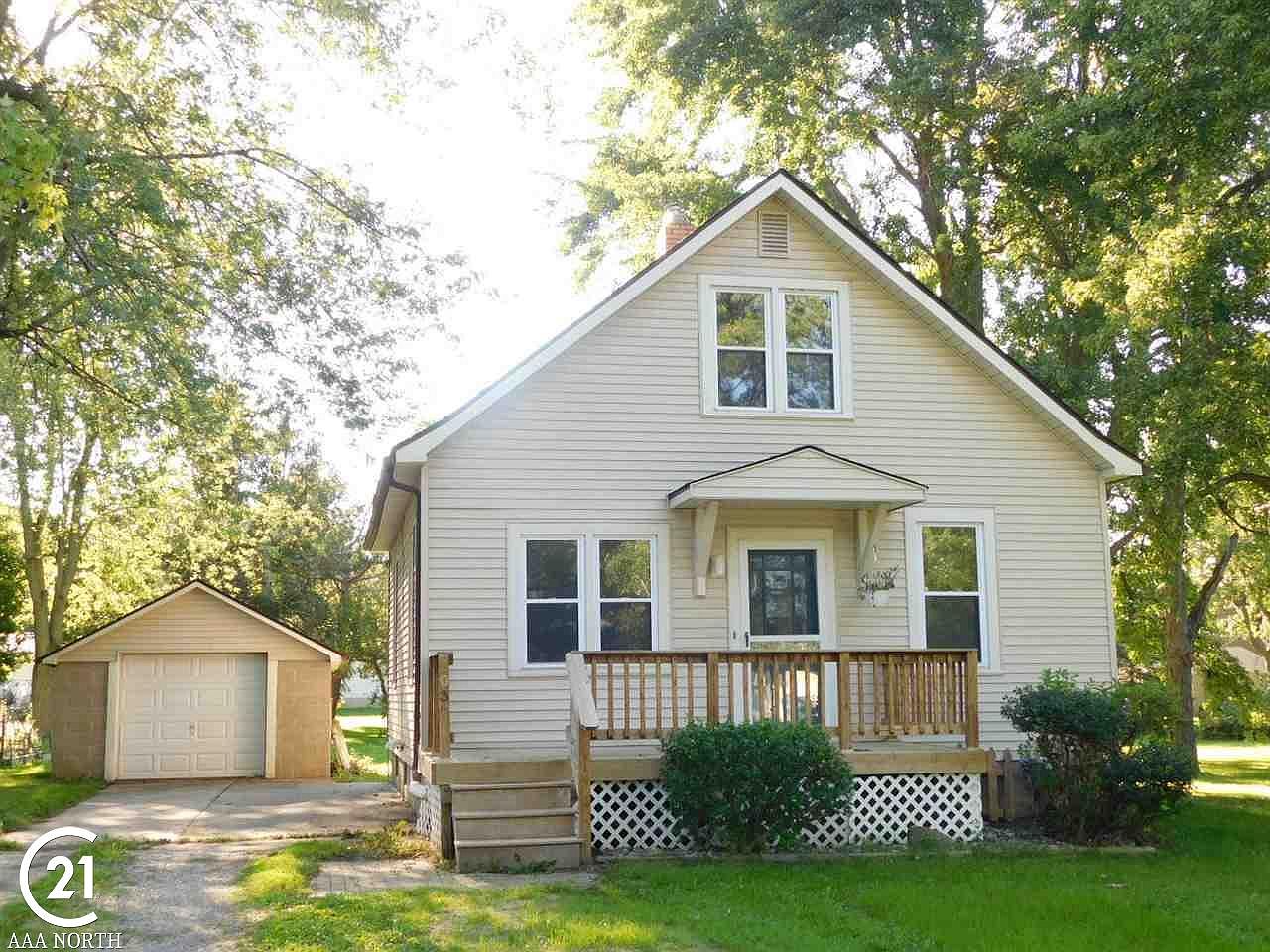 103 N Lester St, Capac, MI 48014 Zillow