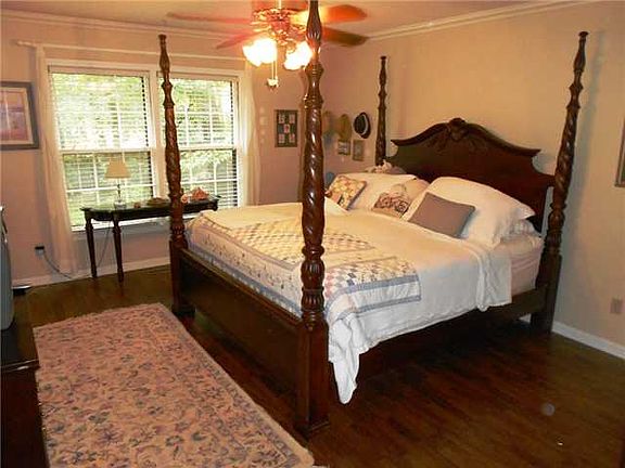 Master Bedroom, level 1