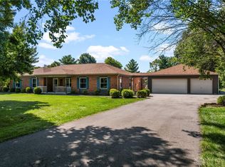 4413 Laura Marie Dr, Waynesville, OH 45068