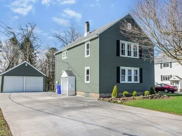 11 Knapp Rd, Akron, NY 14001