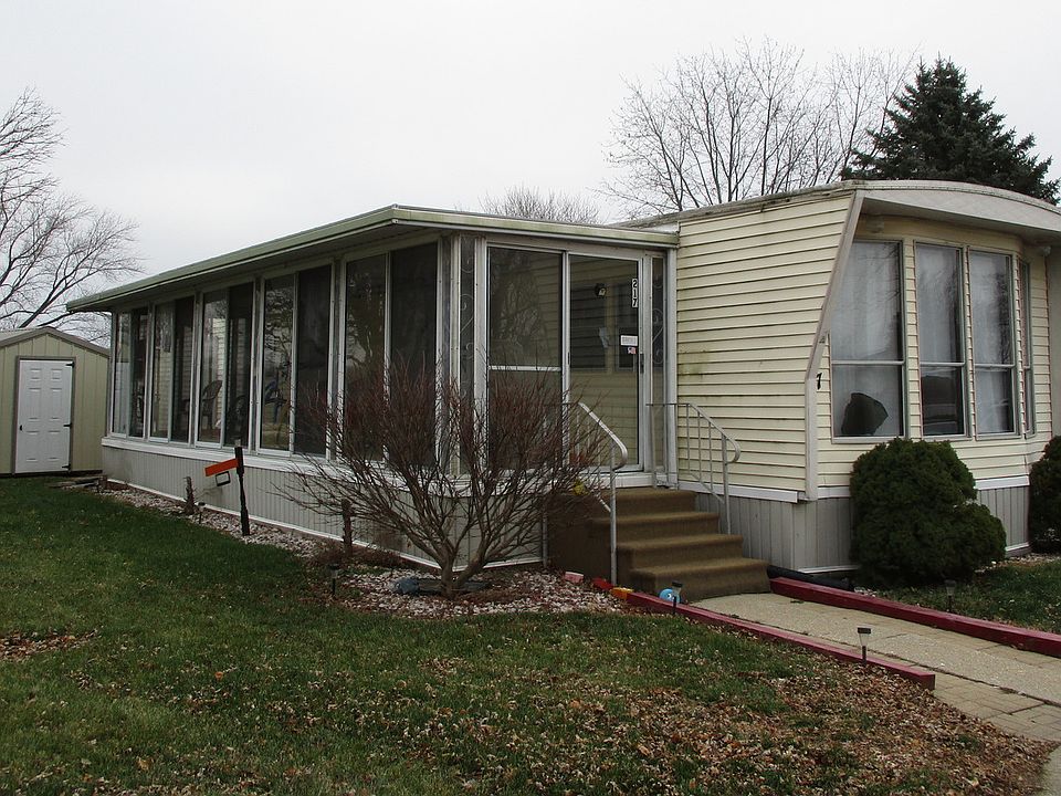 1st image of 217 Linda Cir