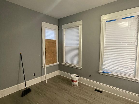 5th image of 24 N 17th St Floor 2