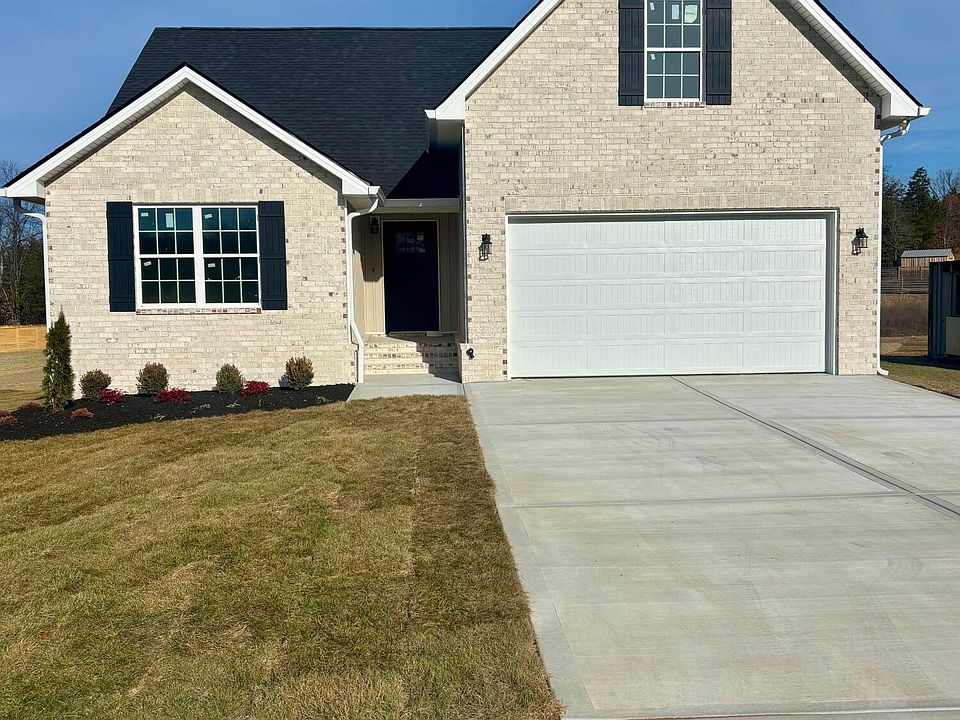 1st image of 377 Eastland Park Dr