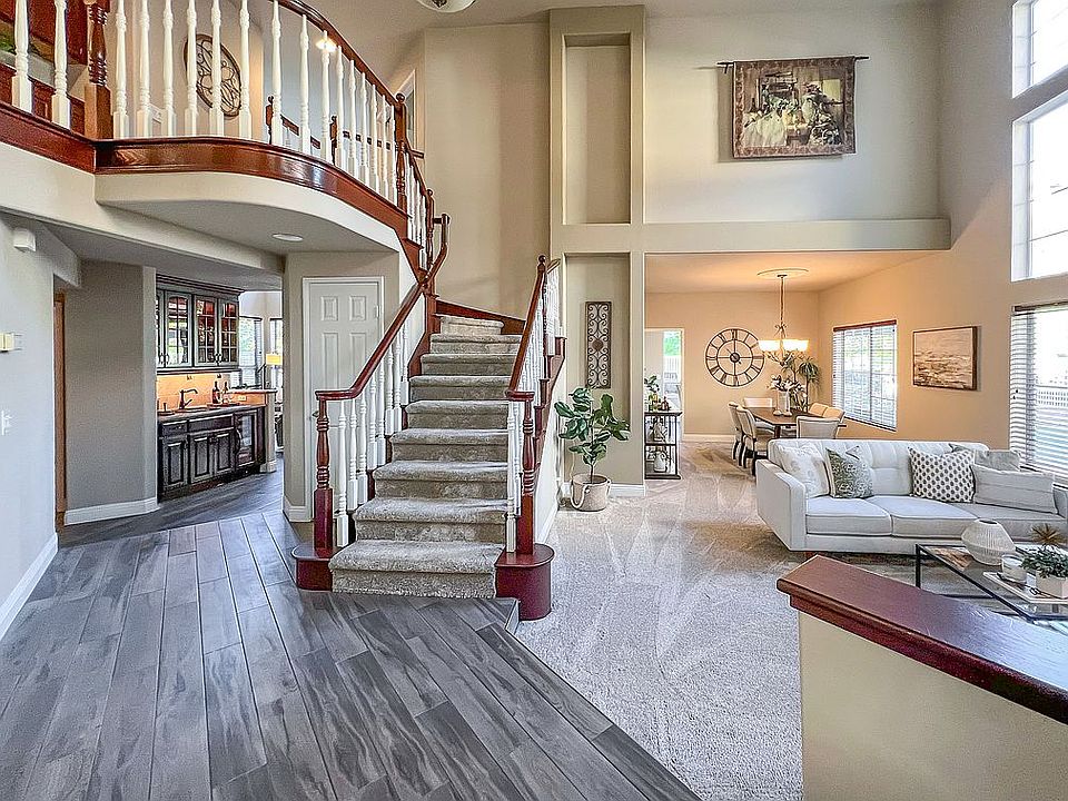 2nd image of 21771 Ambrosia Ln