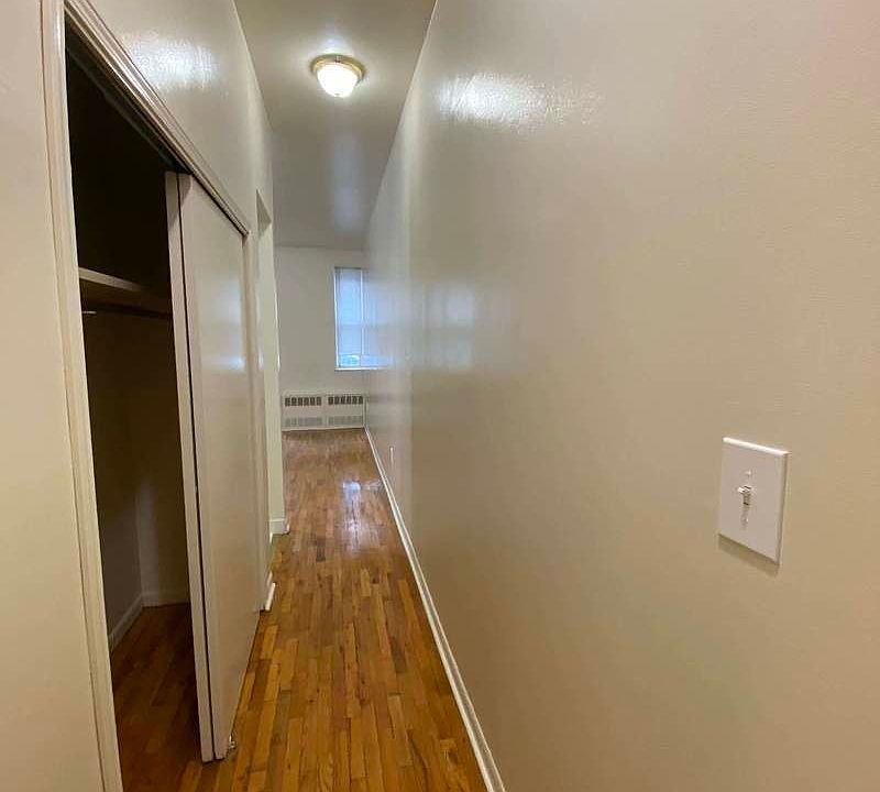 1st image of 329 E 63rd St APT 1I