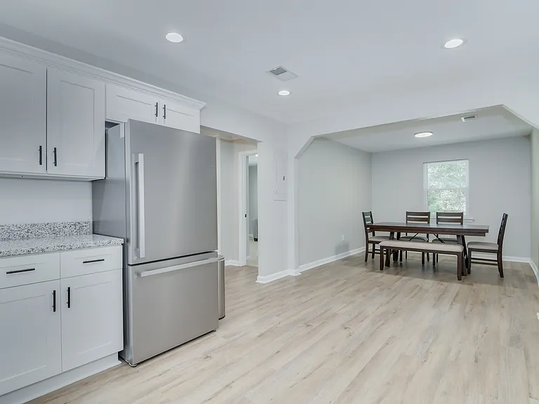 4312 Windsor Spring Rd — Photo 7