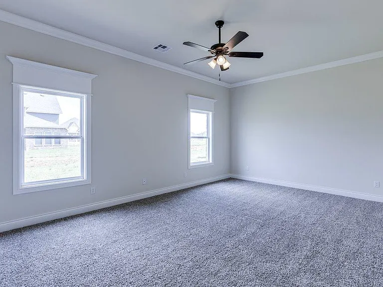 9305 SW 34th St — Photo 16