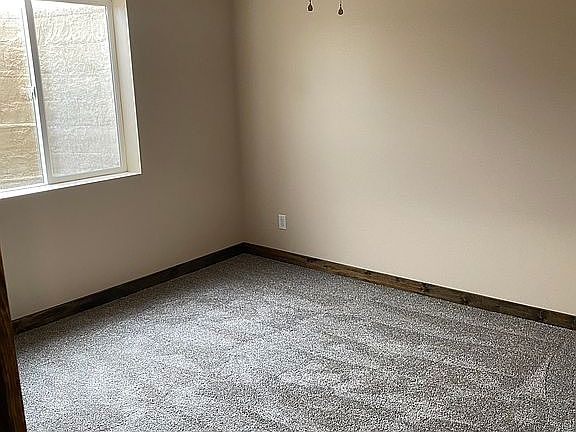 4th image of 350 W Pine St