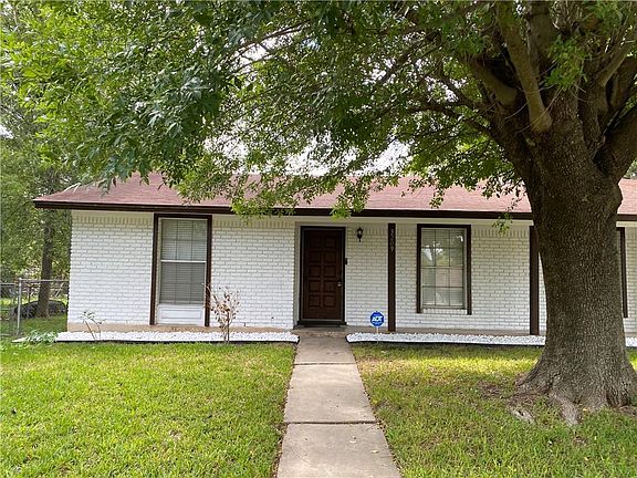 2nd image of 3209 Carol Ann Dr